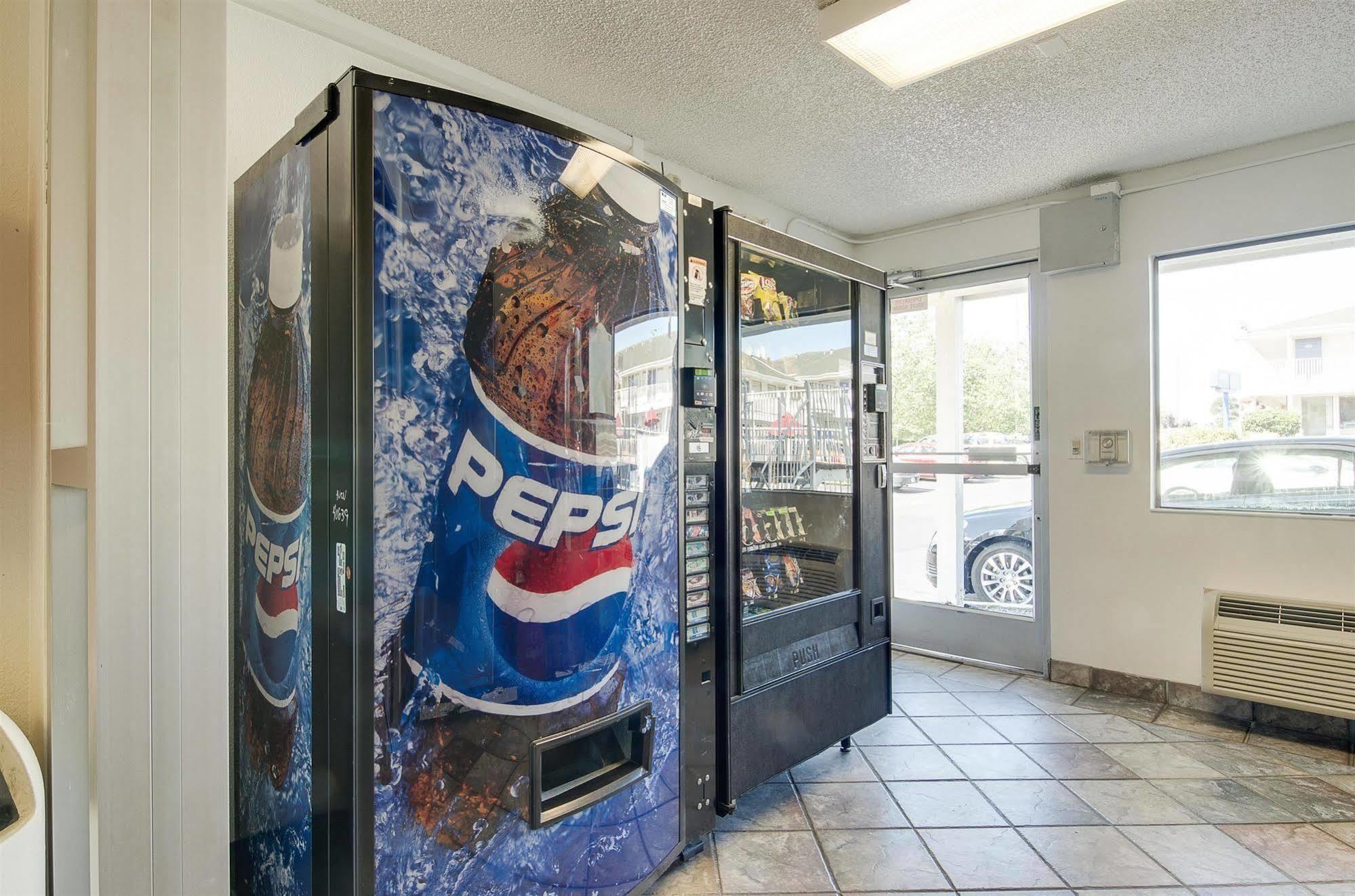 Motel 6-Tacoma, Wa - South Exterior photo